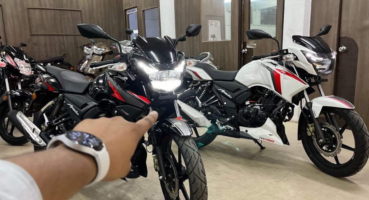 TVS Apache RTR 160 2V